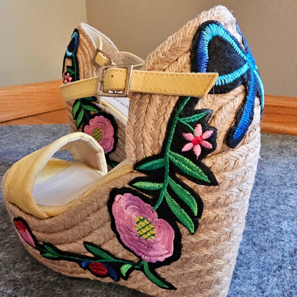 Seniorah Wedge Heels Yellow Espadrille with Colorful Embroidery Size 8